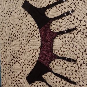 Suspender belt/ garter belt US-6/ UK-10